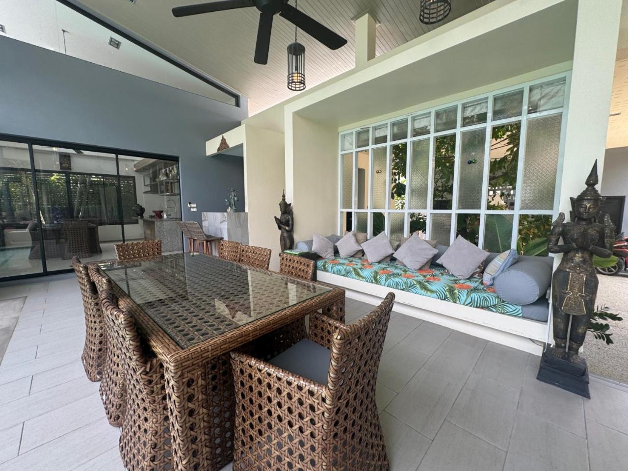 Ibiscus Villa By G Estate Rawai Bagian luar foto