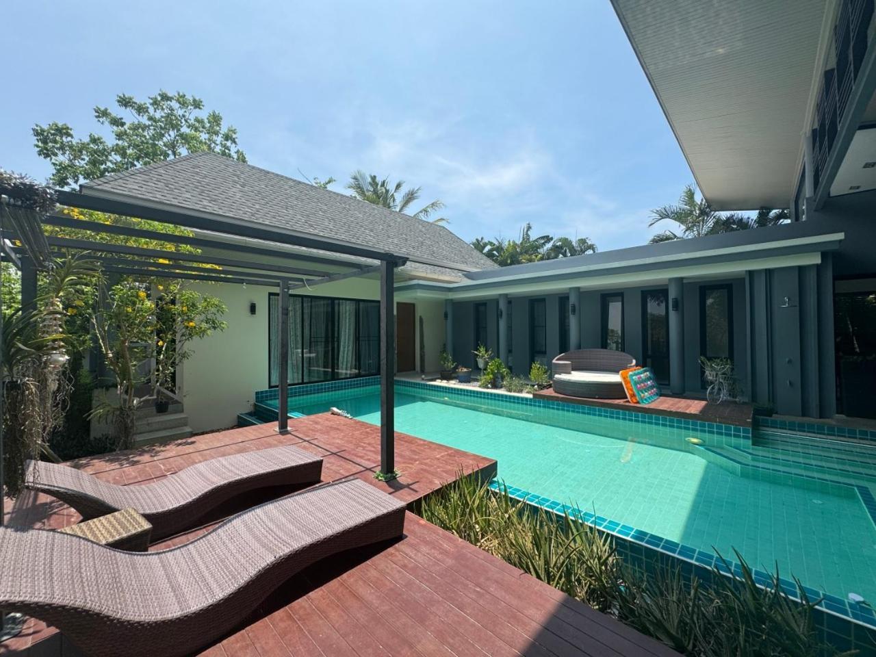 Ibiscus Villa By G Estate Rawai Bagian luar foto